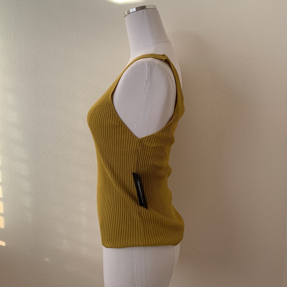 Woman’s Ribbed Tank Top - Picture 2 of 5